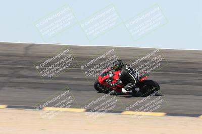 media/Apr-18-2025-CVMA Friday Practice (Fri) [[88baa45499]]/Racer 3/Session 2 (Bowl Pans)/
